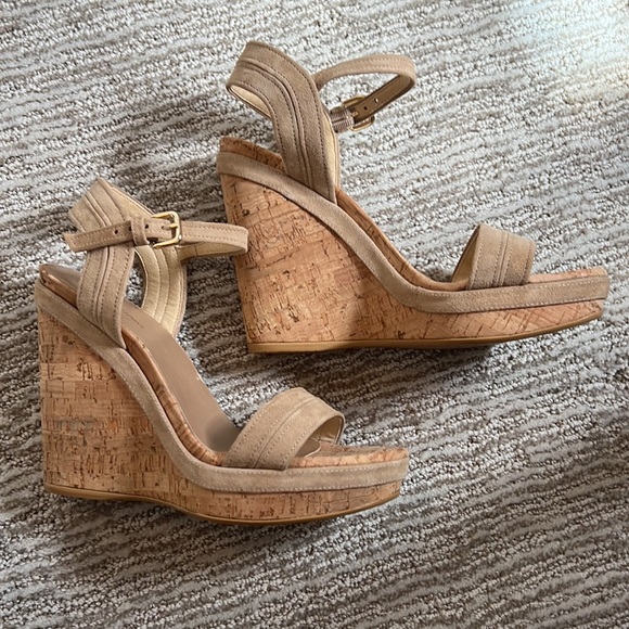 Stuart Weitzman platform wedges - Picture 3 of 6